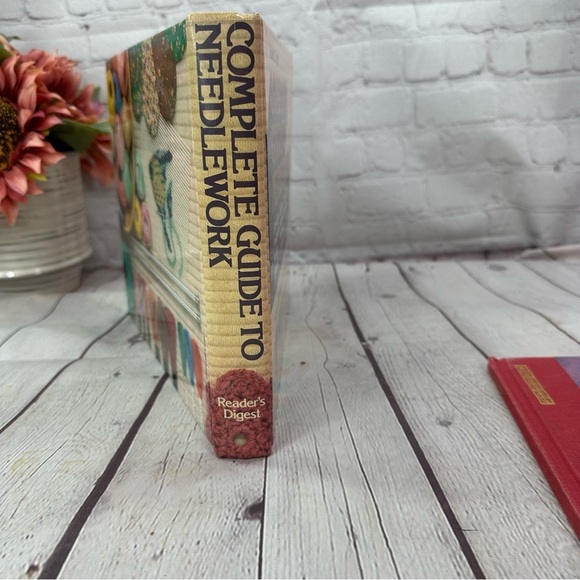 vintage 1979 reader's digest complete guide to needlework book hardcover - Picture 3 of 9